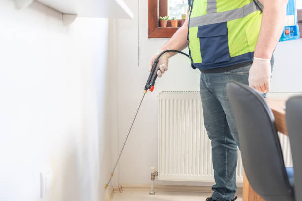Best Pest Prevention Services  in Clanton, AL